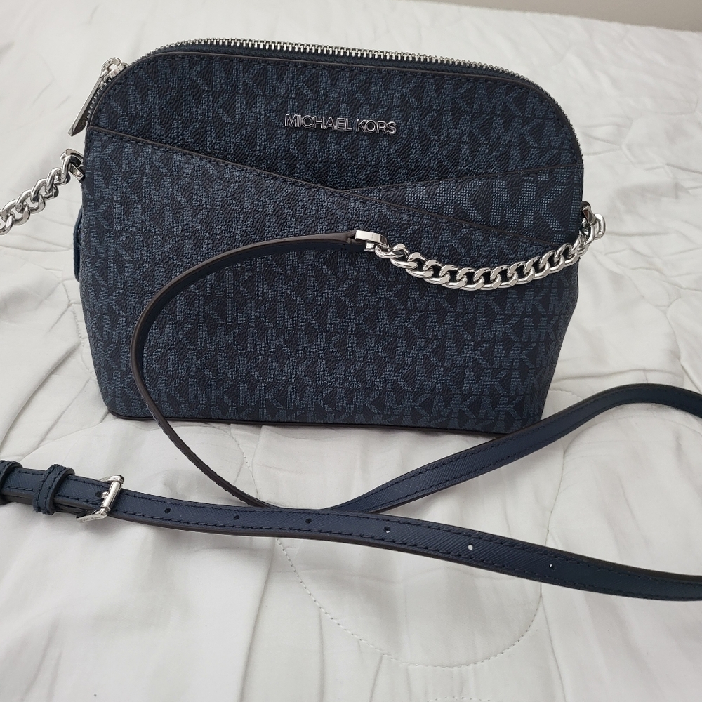 Cross bodies. Michael Khors and Anuschka